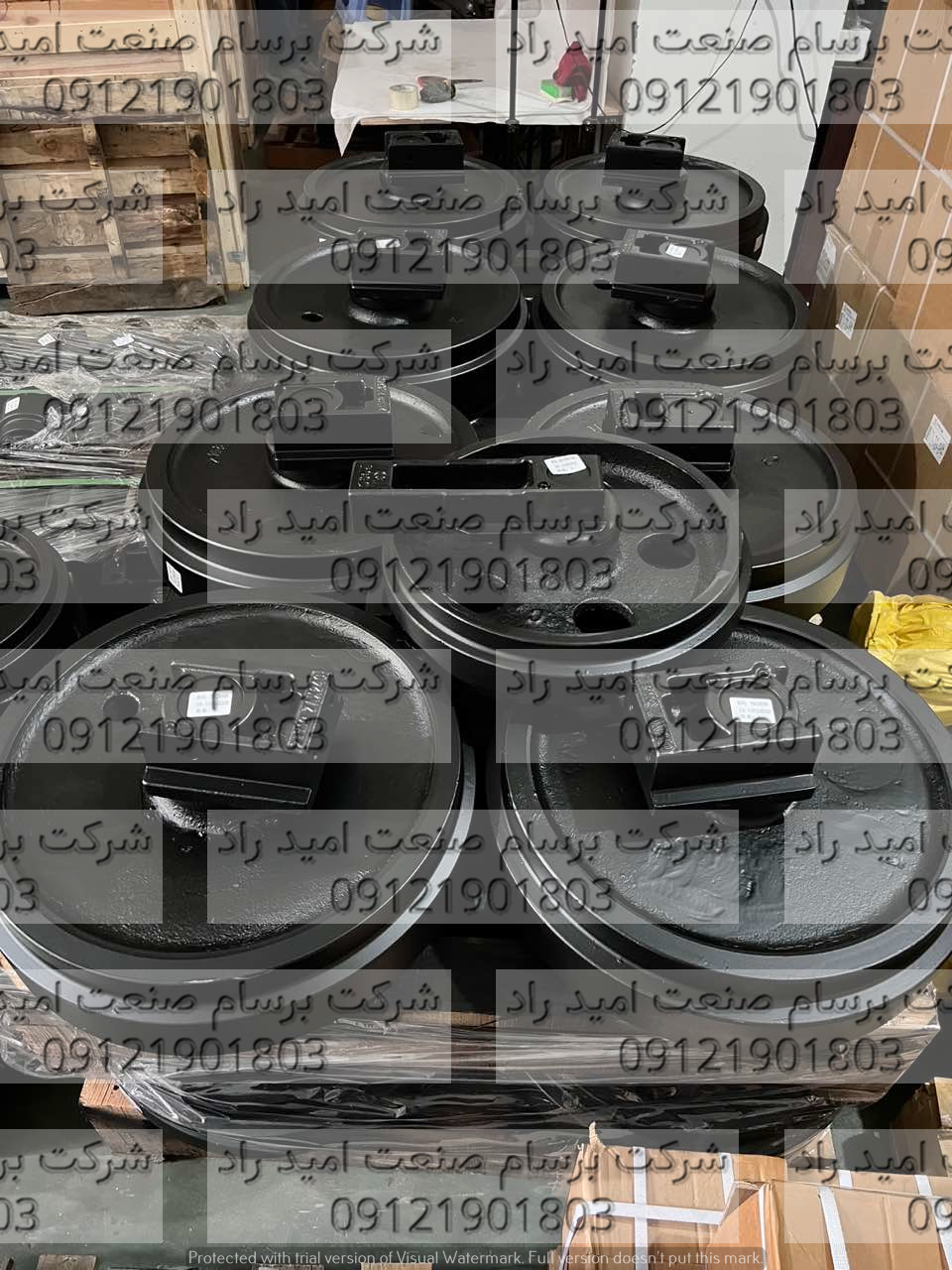 چرخ بیل مکانیکی کوماتسو PC400 در انبار